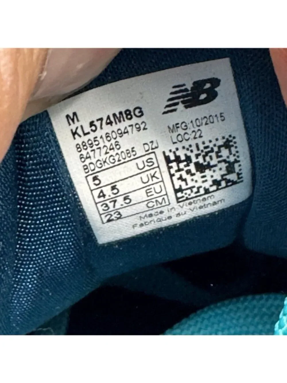 New Balance 574 Core Classic Low Top Running Shoes Womens Size 5 Teal Blue